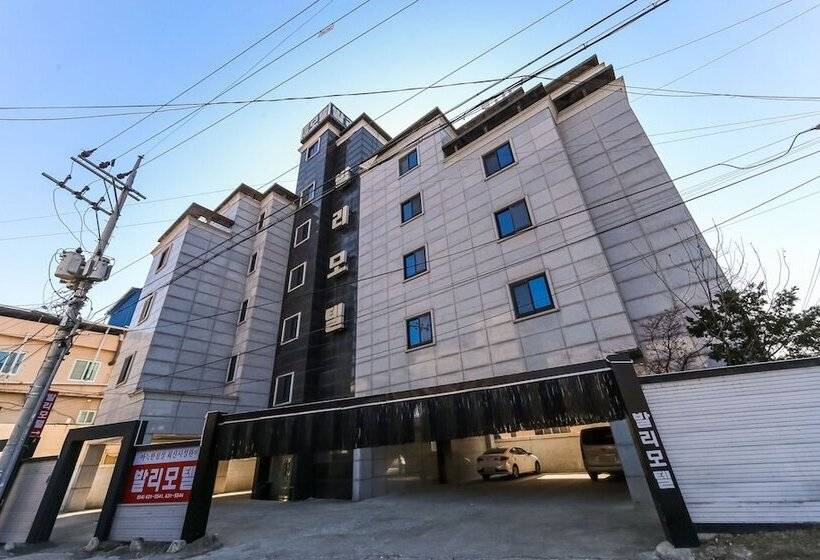 Motel Yeongju Bali