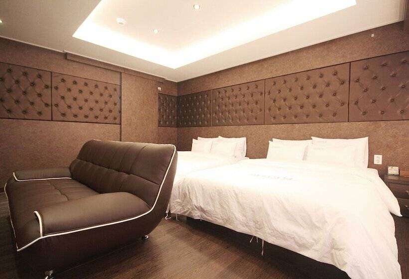 מוטל Yeosu Arirang Hill