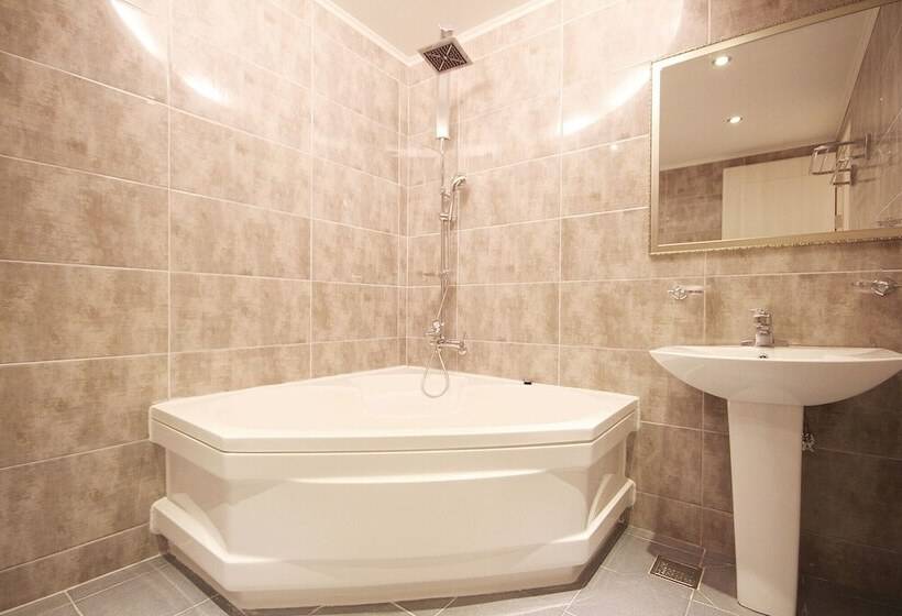 מוטל Yeosu Arirang Hill