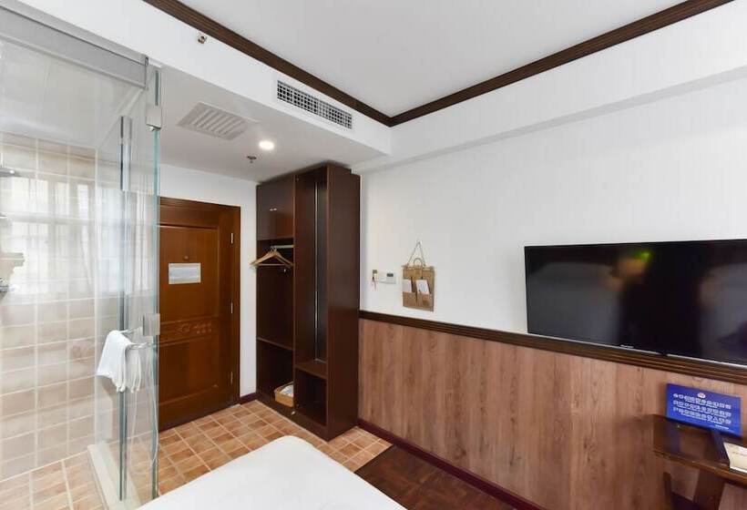 Nostalgia Hotel Beijing Yonghe Lama