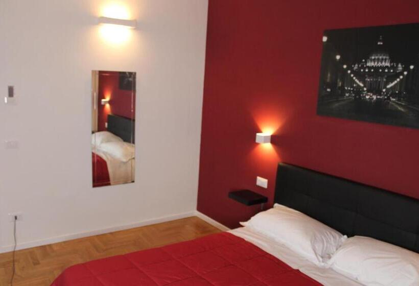 פנסיון Roma Suite Piramide