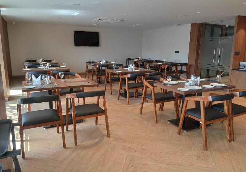 Udman Hotel Gurugram