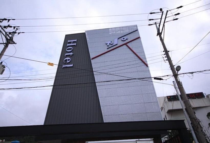 Yeosu Hakdong Ja Self Check In Motel