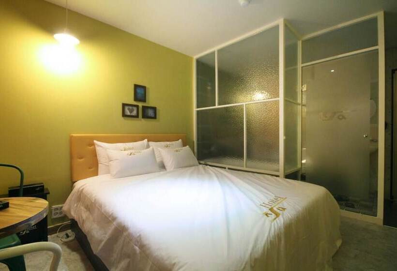 Yeosu Hakdong Ja Self Check In Motel