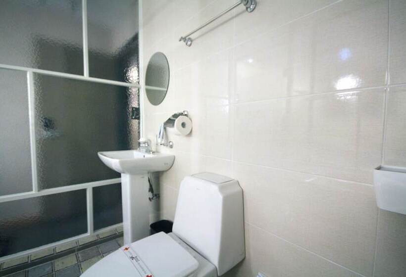 Yeosu Hakdong Ja Self Check In Motel