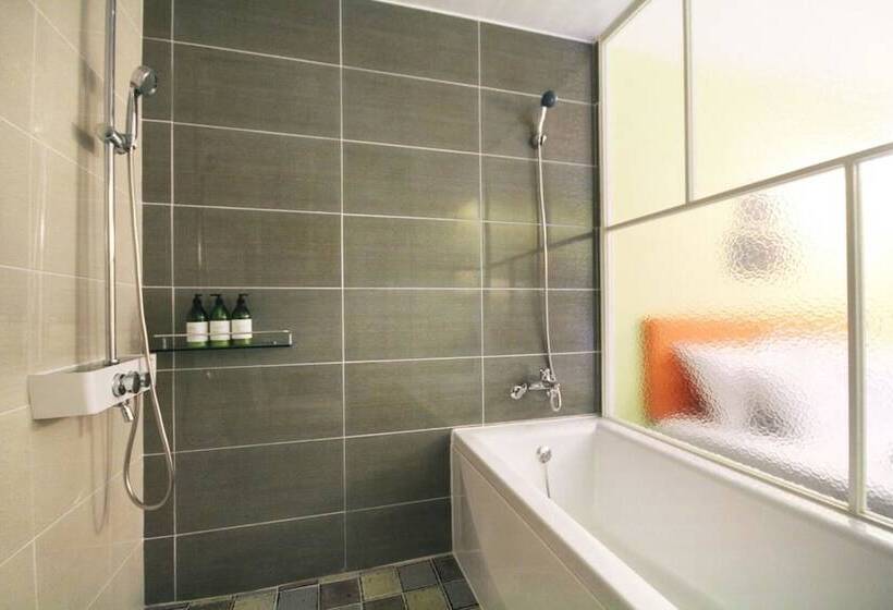 Yeosu Hakdong Ja Self Check In Motel