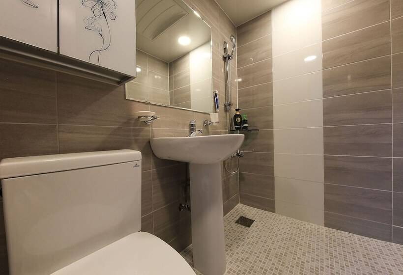 Buyeo Hongsan 3f Motel