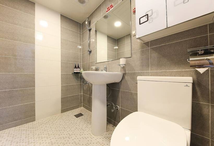 Buyeo Hongsan 3f Motel