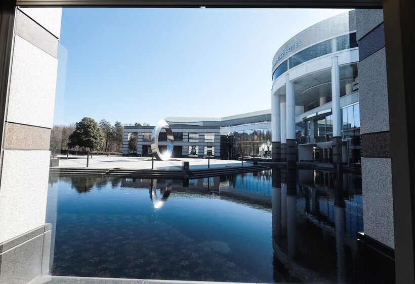 Chateraise Hotel Nirasaki Forest