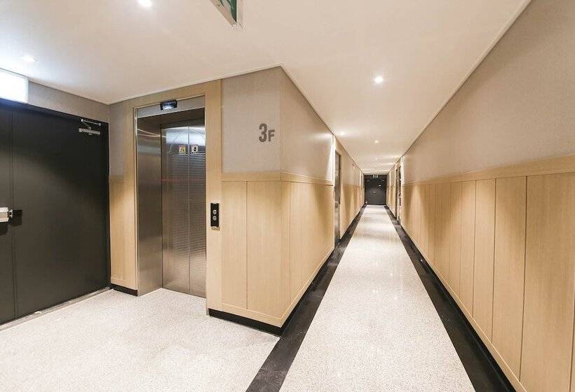 Cloudin Hotel Mokpo Peace Square Branch