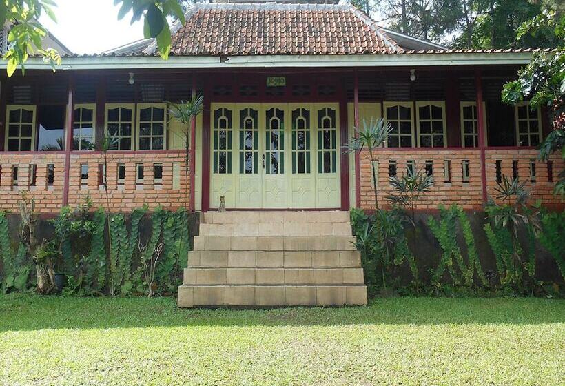 Cunang Hill Hotel & Resort