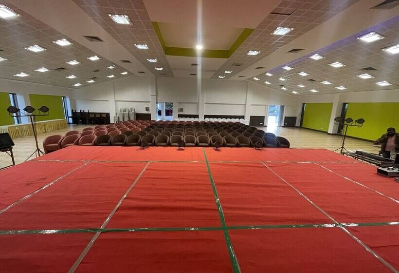 Heaven7 Hotel & Resort