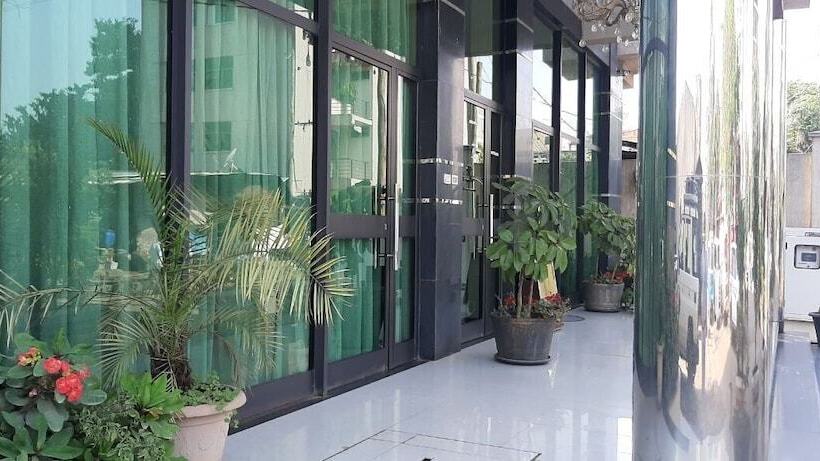 Hotel Abay International