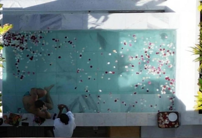 호텔 Aqua By Sambass