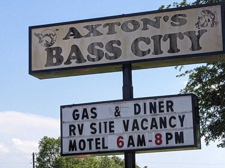 ホテル Axtons Bass City Resort