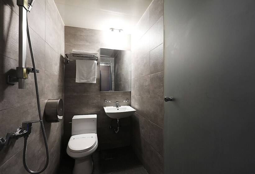 Отель Carlton Incheon Airport Juan