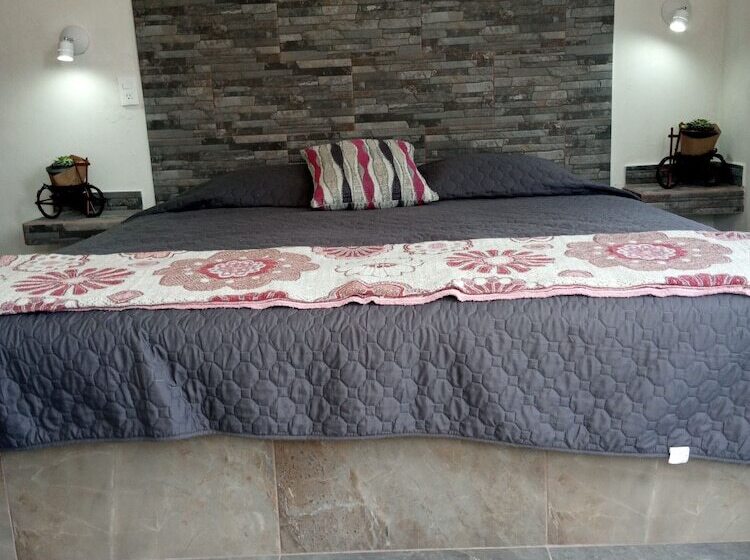 Отель Casa Tepehuakan