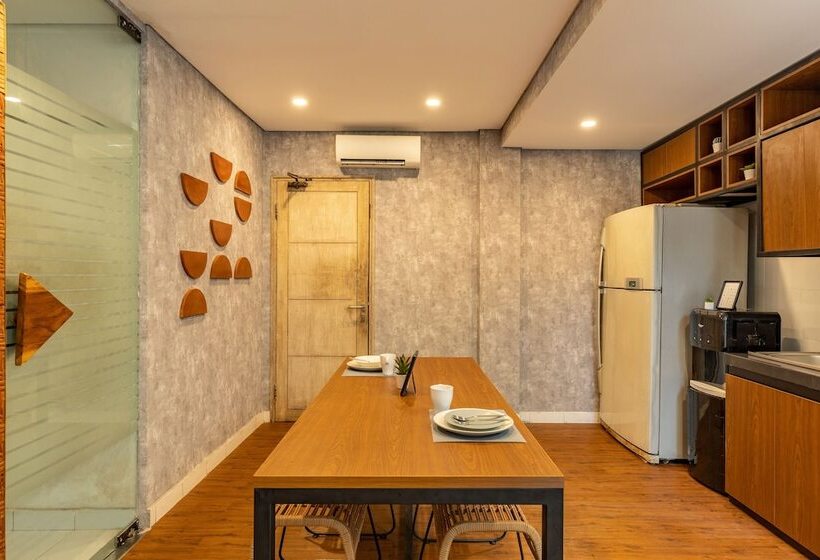 فندق Cove Renata Seminyak