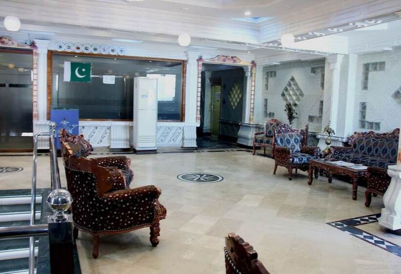 בית מלון כפרי Crown