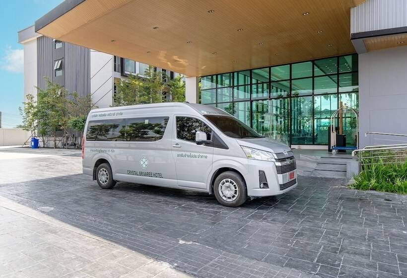 Отель Crystal Srivaree Suvarnabhumi