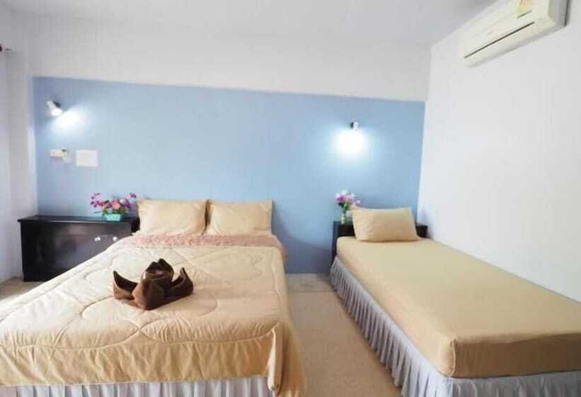 호텔 Darawadd Lanta