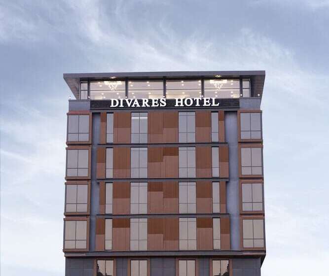 هتل Divares Luxury