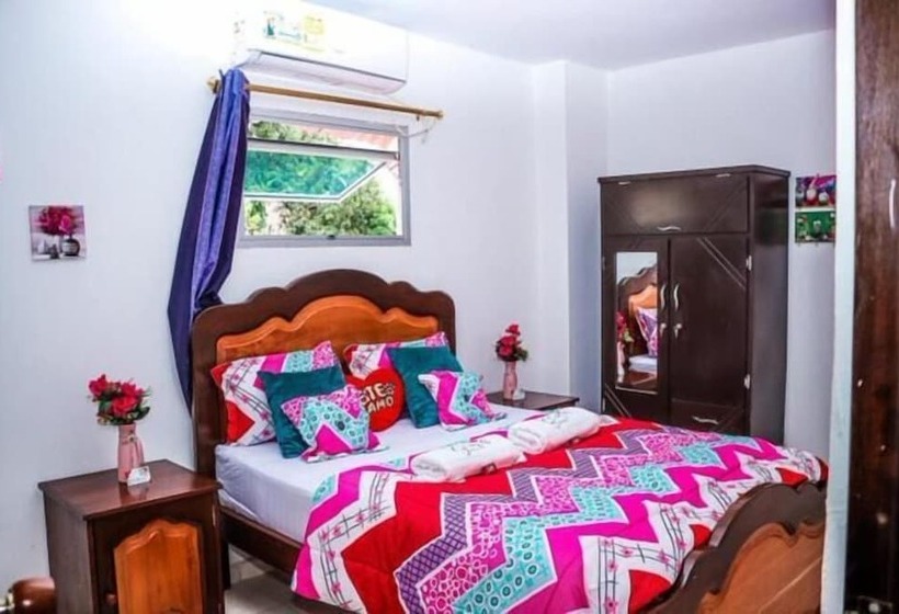 בית מלון כפרי Flor Gloria