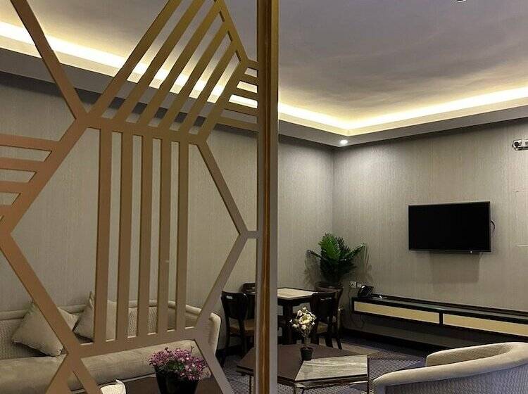 فندق Gorash