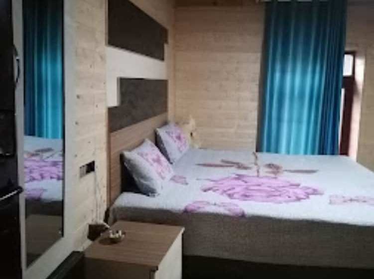 酒店 Himalayaa Retreat