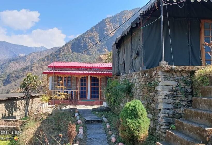 فندق Gorooomgo Himalayan Hills Homestay
