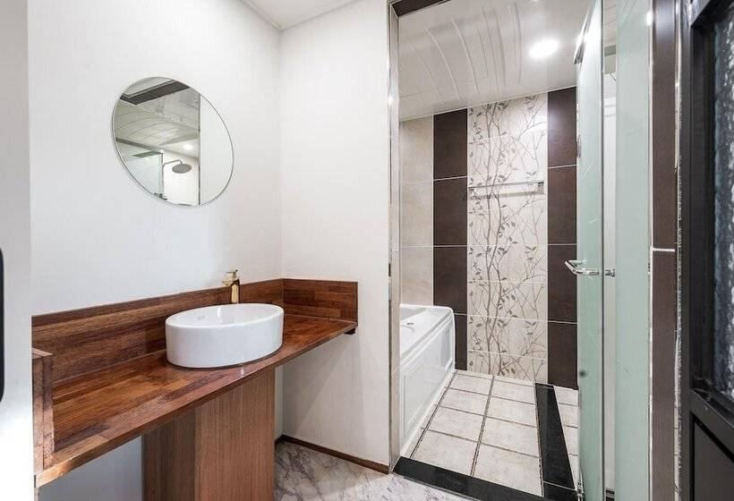 호텔 Gunsan Raonhaje