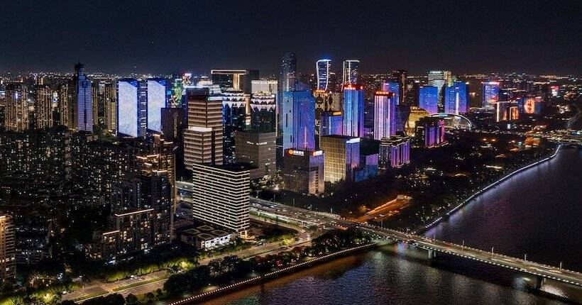 فندق Hangzhou Qianjiang New Town