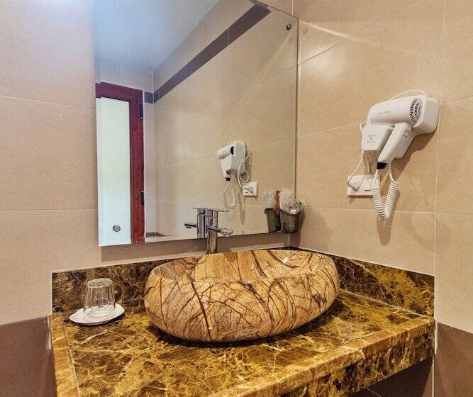 هتل Hanz Noi Bai Airport