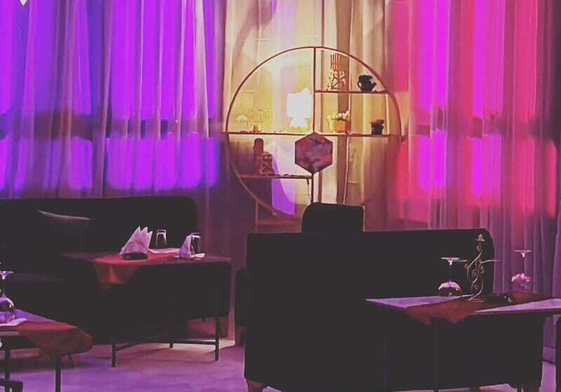 هتل Hôtel Debrazza