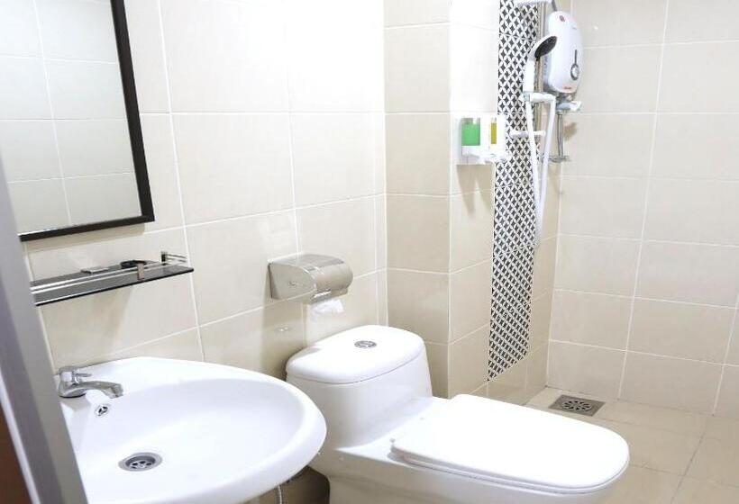 فندق Capital O 90897 Island City