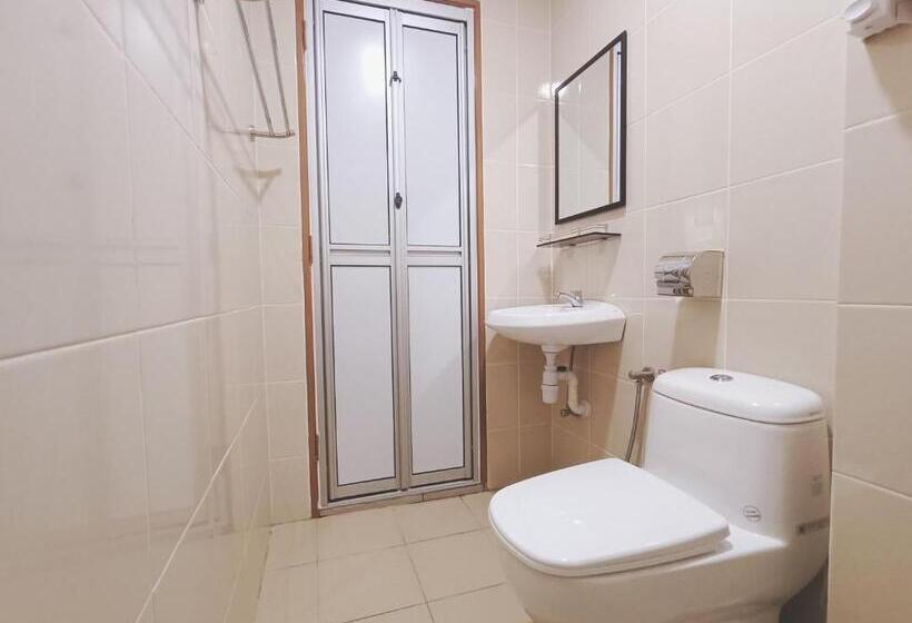 فندق Capital O 90897 Island City