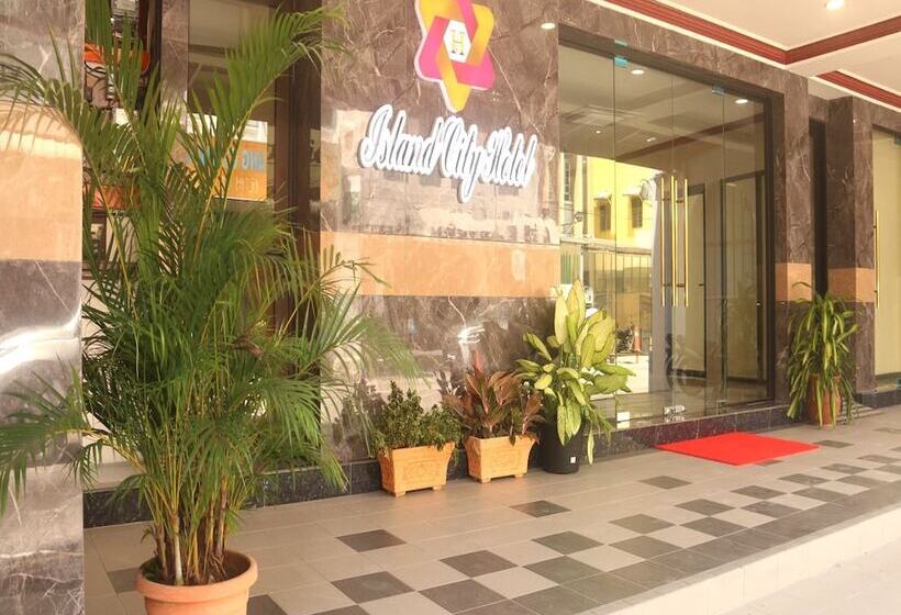 فندق Capital O 90897 Island City