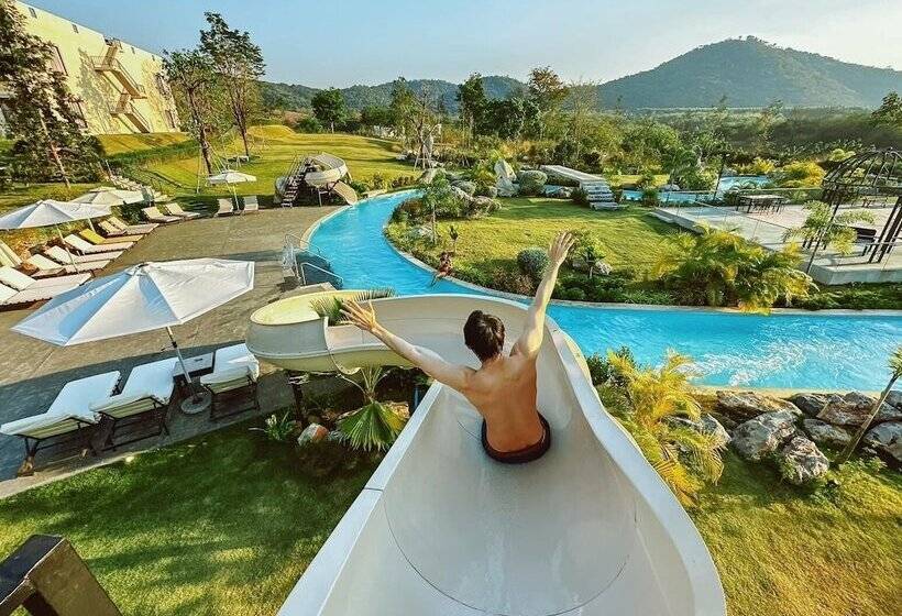 בית מלון כפרי Jupiter Trevi Resort And Spa