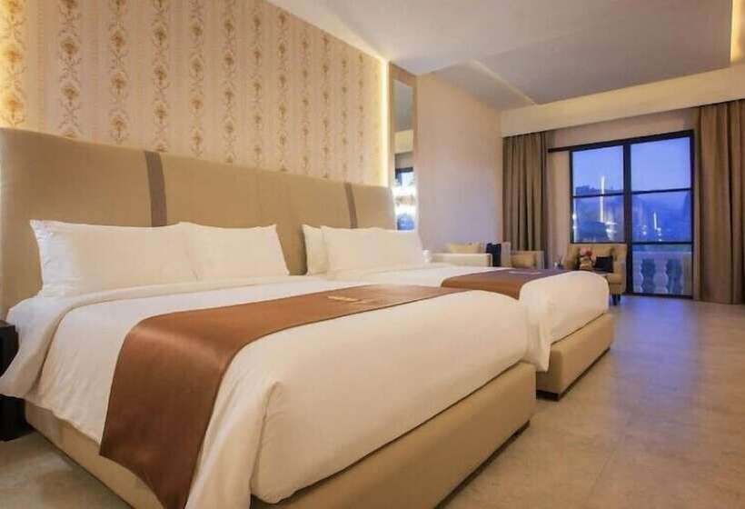 בית מלון כפרי Jupiter Trevi Resort And Spa