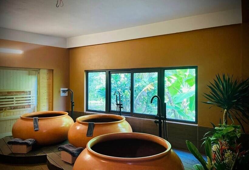 هتل Lalita Tam Coc Resort & Spa