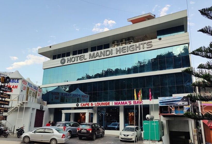 فندق Mandi Heights Bar, Fine Dining & Banquet Hall