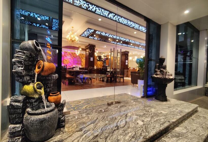 فندق Mandi Heights Bar, Fine Dining & Banquet Hall
