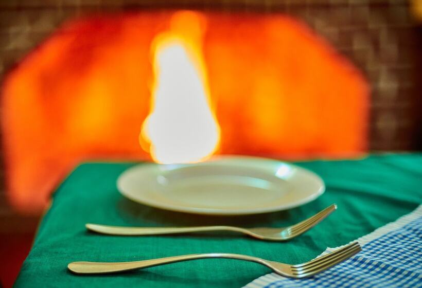 ホテル Ngorongoro Corridor Lodge Karatu