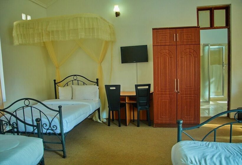 ホテル Ngorongoro Corridor Lodge Karatu