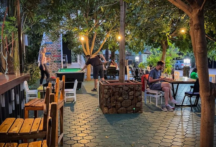 酒店 The New Njiro Legacy