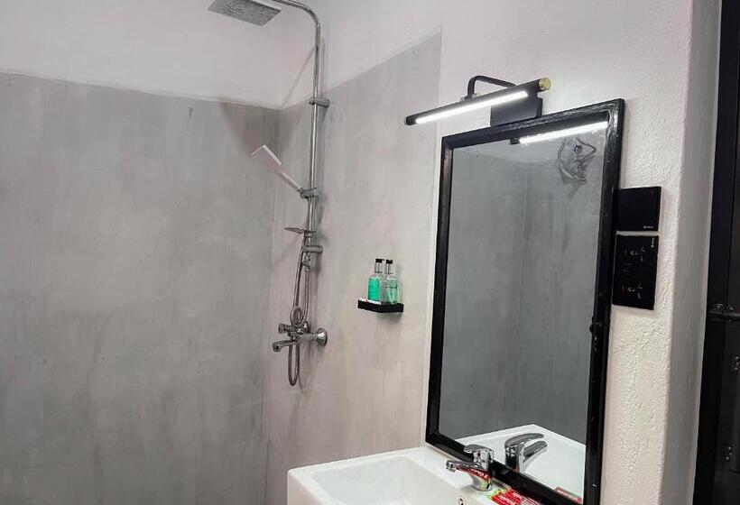 酒店 The New Njiro Legacy