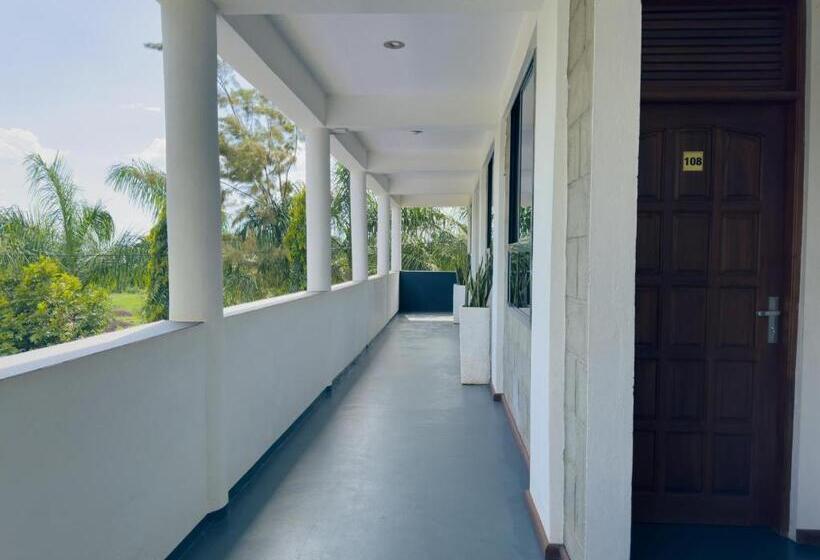 酒店 The New Njiro Legacy