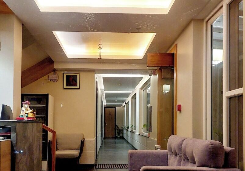 فندق Oren Kasauli