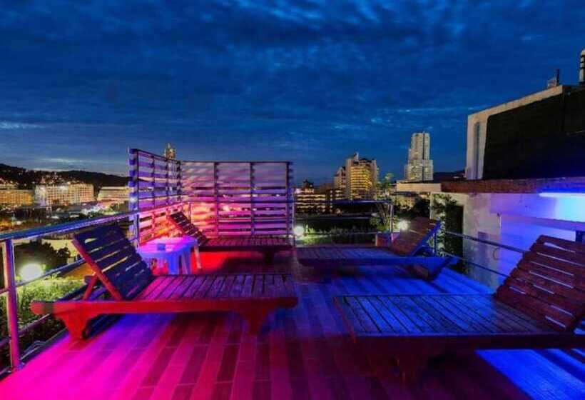 Отель Patong Dynasty Royal