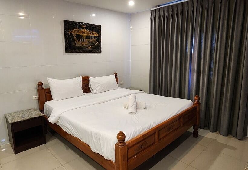 Отель Patong Dynasty Royal